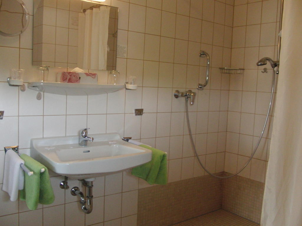 Gaestehaus Spieker Horn-Bad Meinberg Ruang foto